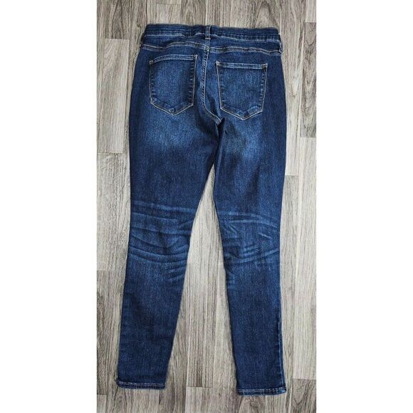 (3/$35) Gap Size 29 / 8 Regular Distressed Skinny Favorite Blue Jeans Jeggings - Picture 2 of 12